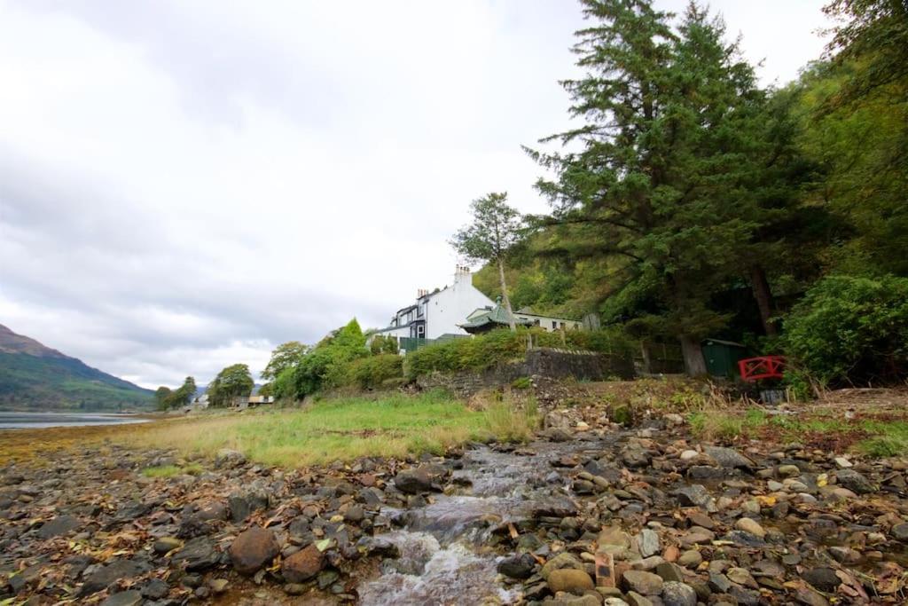 Rossmay House - 4 Bedroom Scottish Villa With Waterfront / Mountain Views Арочар Екстериор снимка